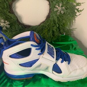 NIKE Florida Gators ZOOM  HUARACHE TR SHOE SIZE 9.5 
FL GATORS COLORS